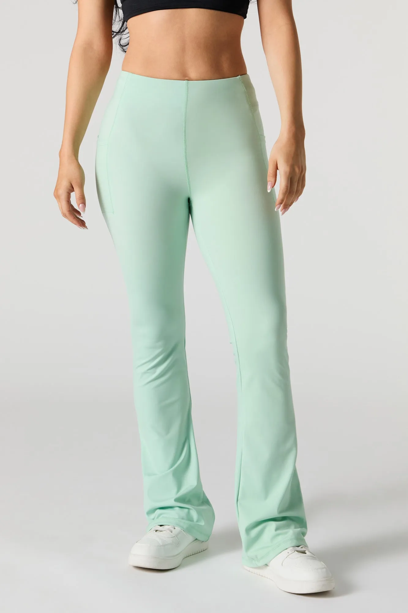 Active Side Pocket Flare Pant