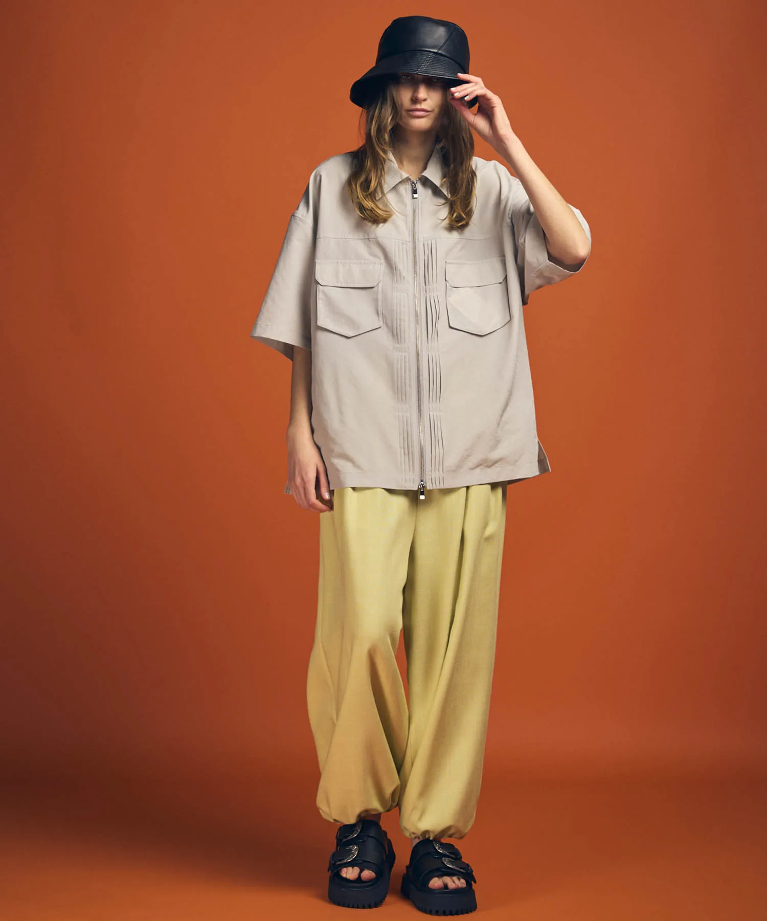 Buzzam-Tuck Prime-Wide Pants