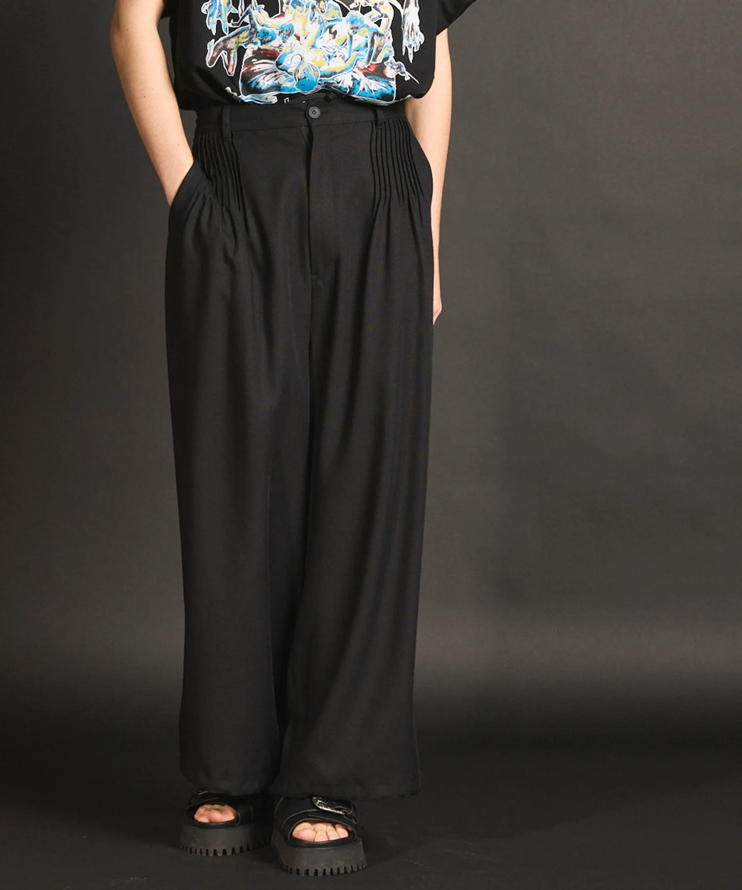 Buzzam-Tuck Prime-Wide Pants