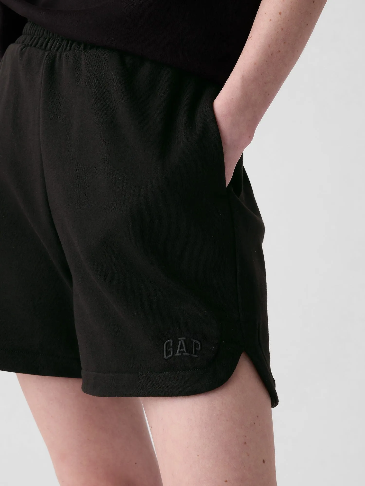 Gap Logo Dolphin Sweat Shorts