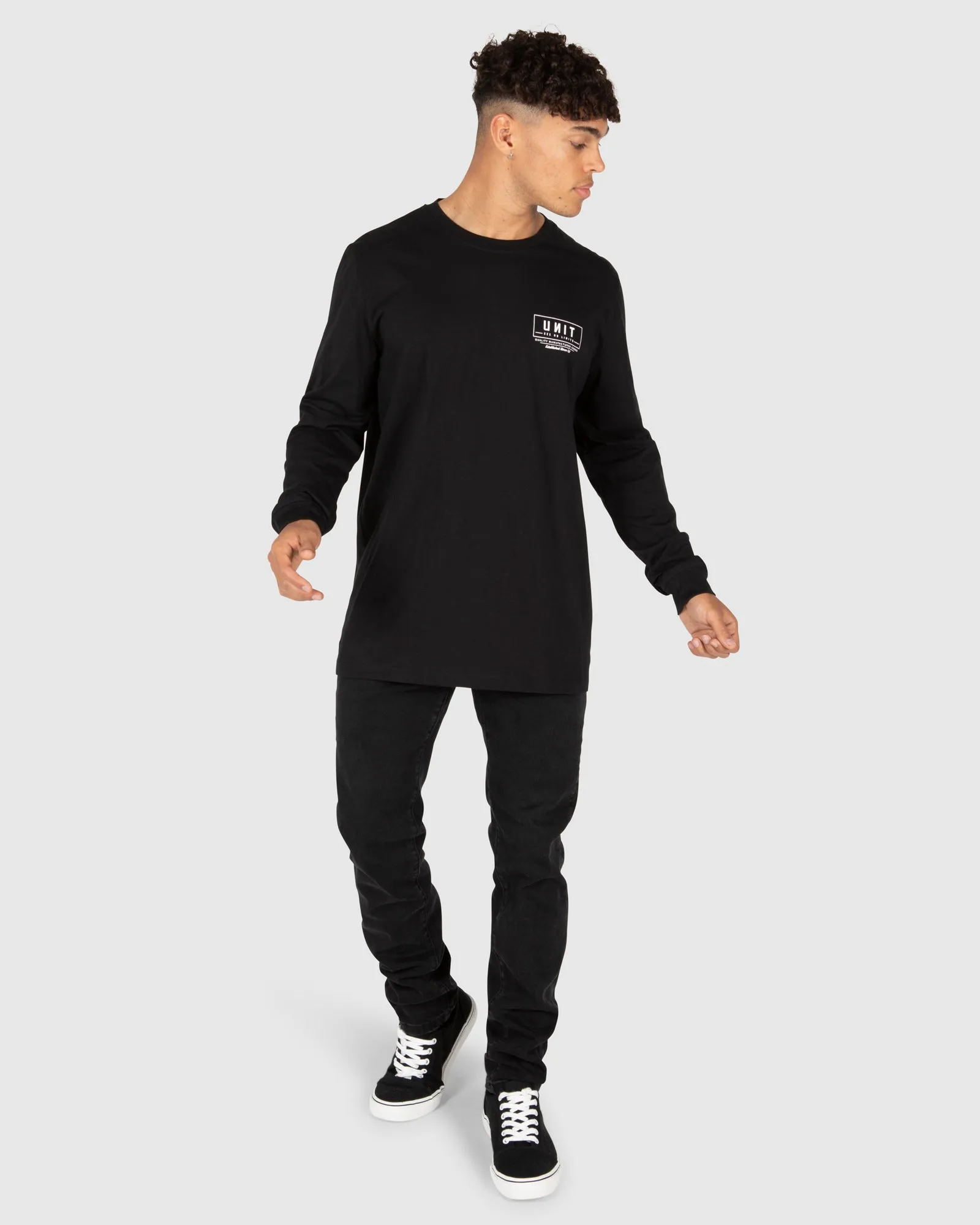 UNIT Mens Stance Long-Sleeve Tee